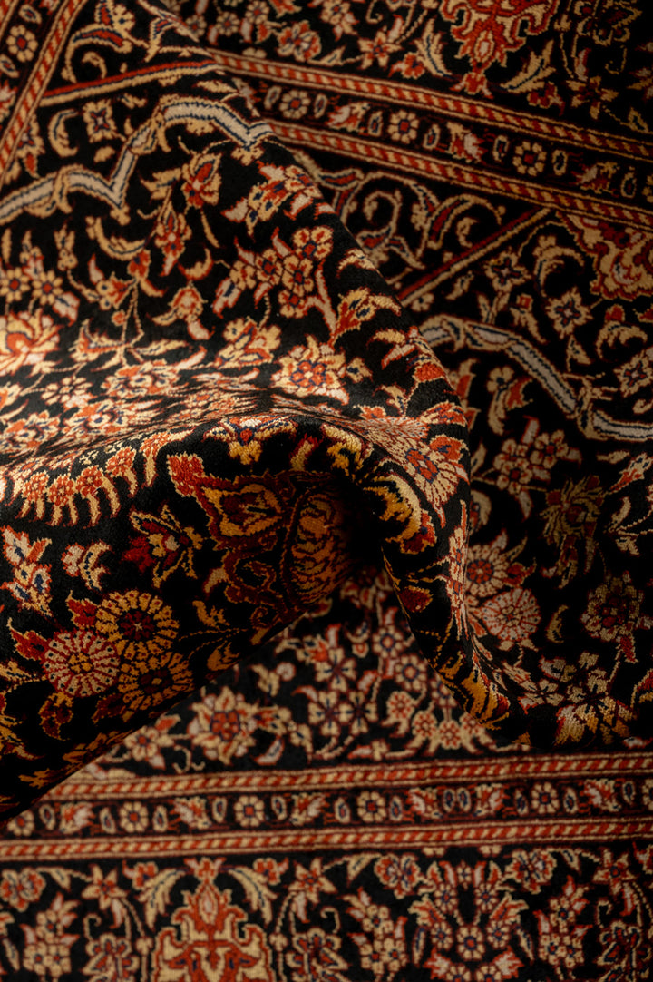 RIGA Qum Silk 151x98cm