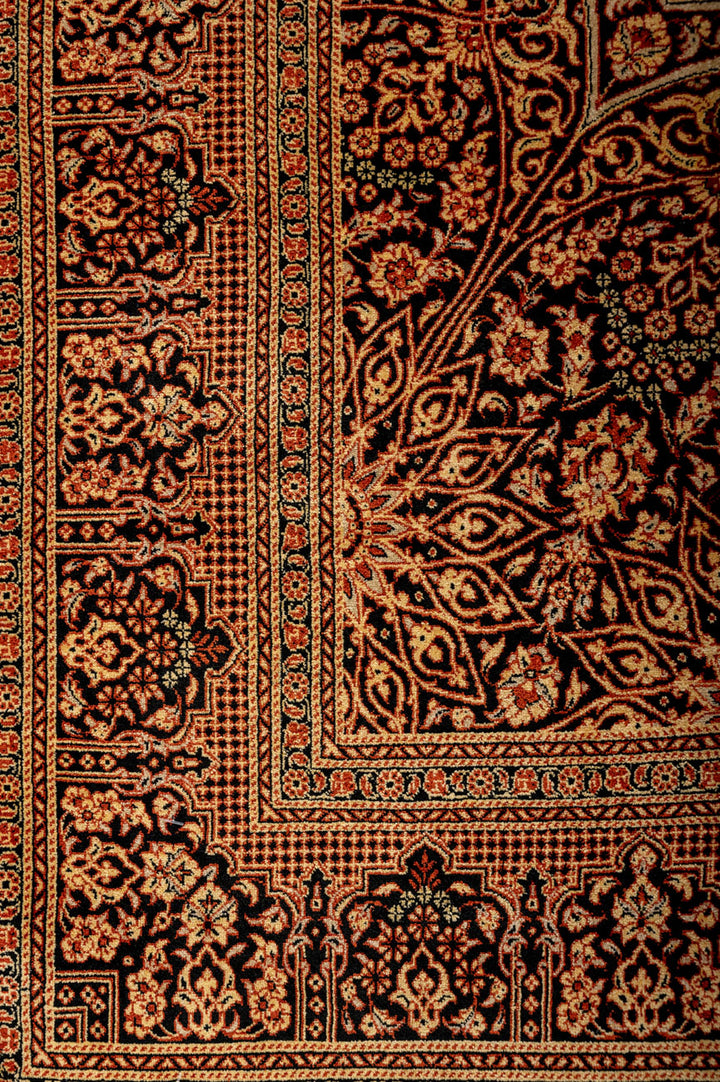 LAYA Signed Qum Silk 154x104cm
