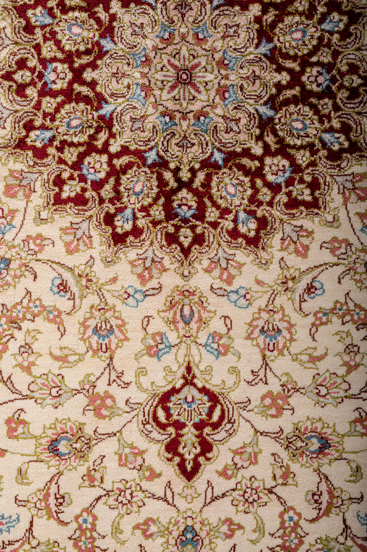 KAY Signed Qum Silk 149x97cm