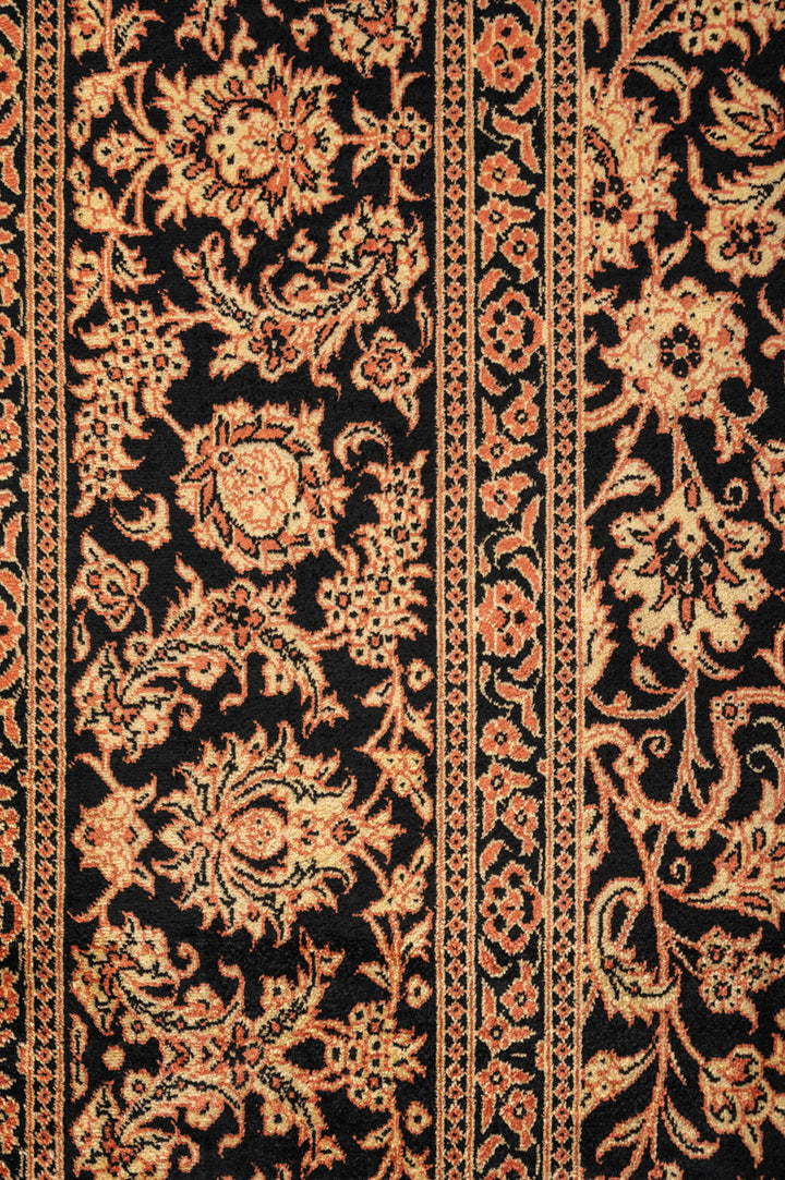 TRUELOVE Signed Qum Silk 234x160cm