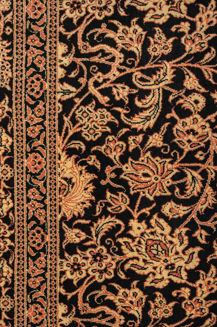 TRUELOVE Signed Qum Silk 234x160cm