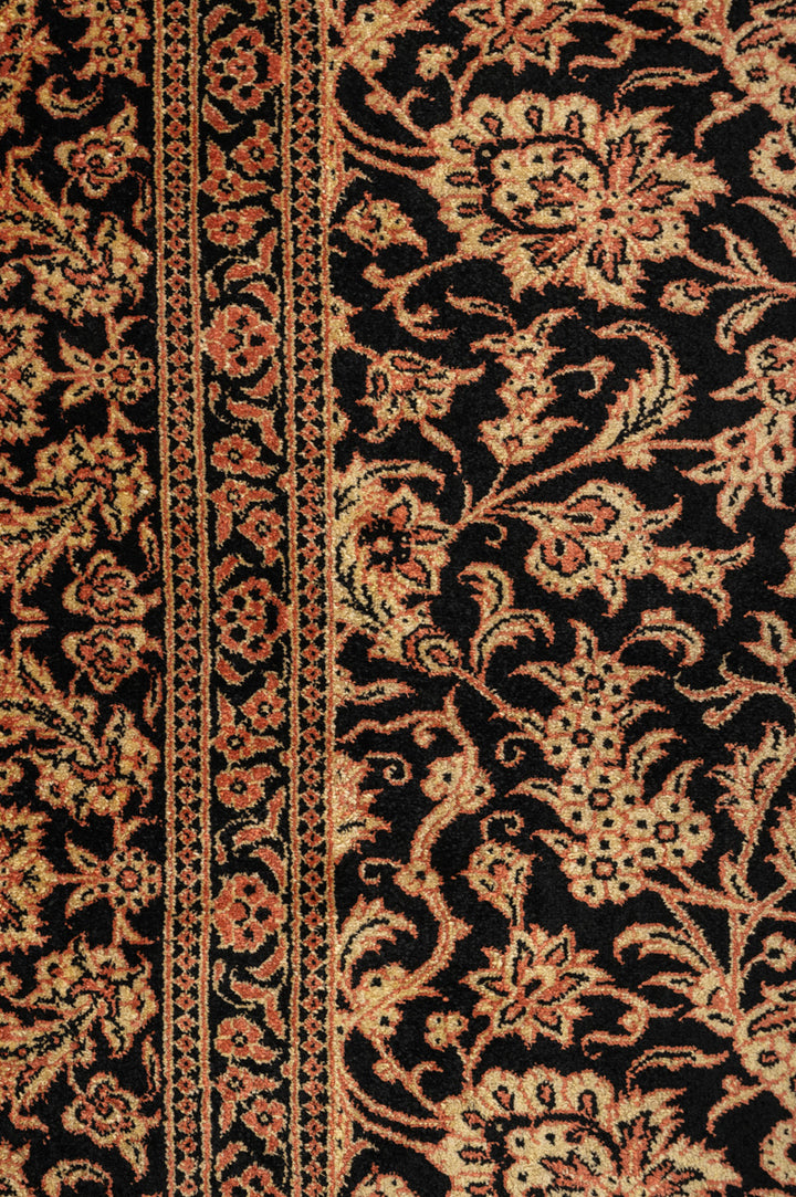 TRUELOVE Signed Qum Silk 234x160cm