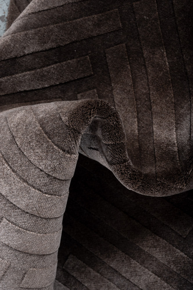 HERRINGBONE Textured Rug 300x250cm