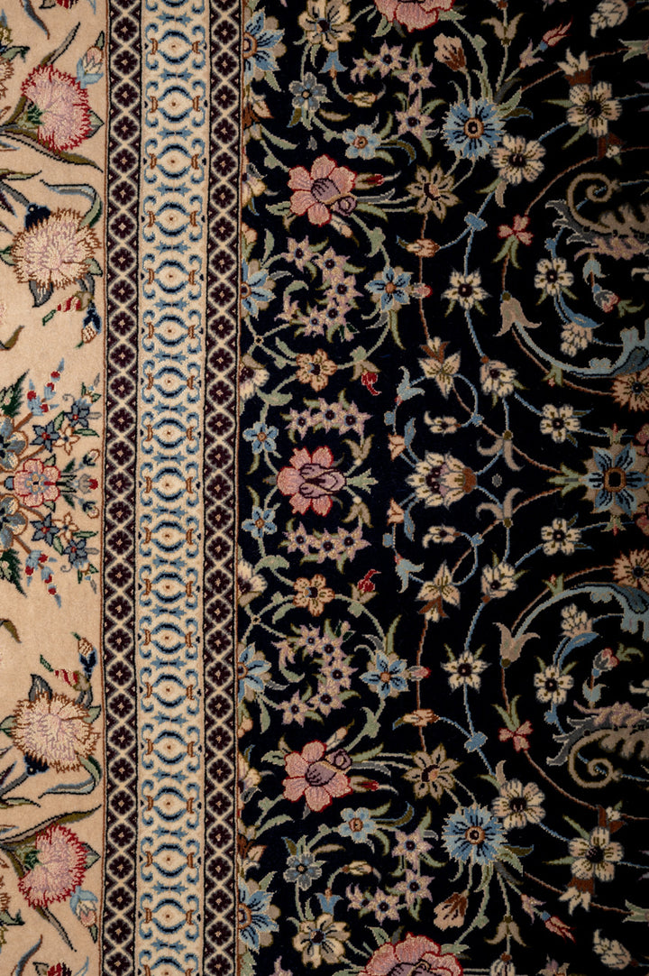 FAI Signed Isfahan 311x205cm