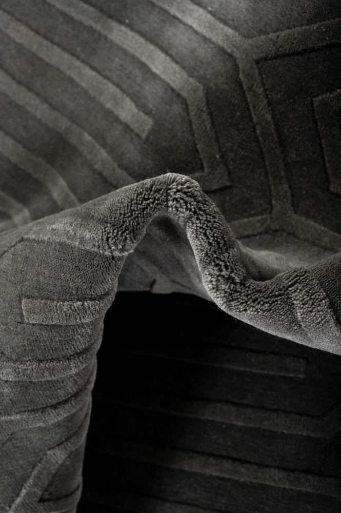 HUNTER Textured Rug 350x250cm