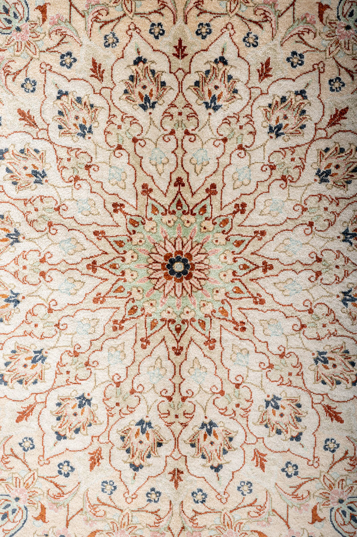 HAZEL Kashan Silk 300x200cm