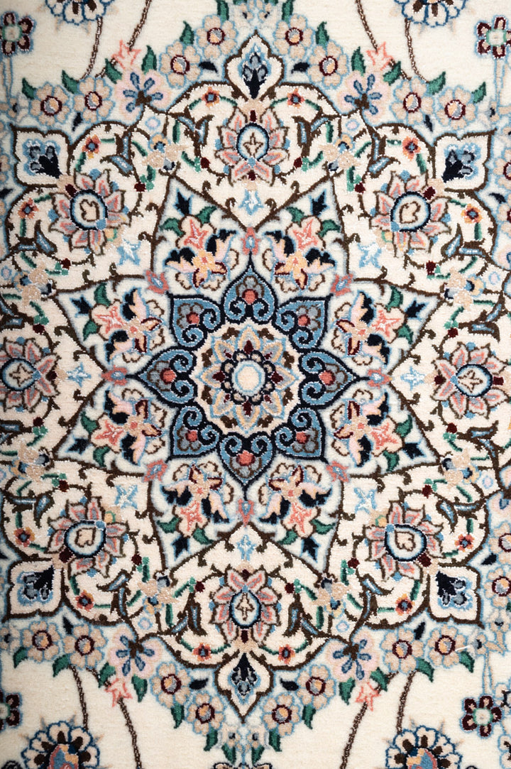 DONN 1 Nain 9La 250x192cm