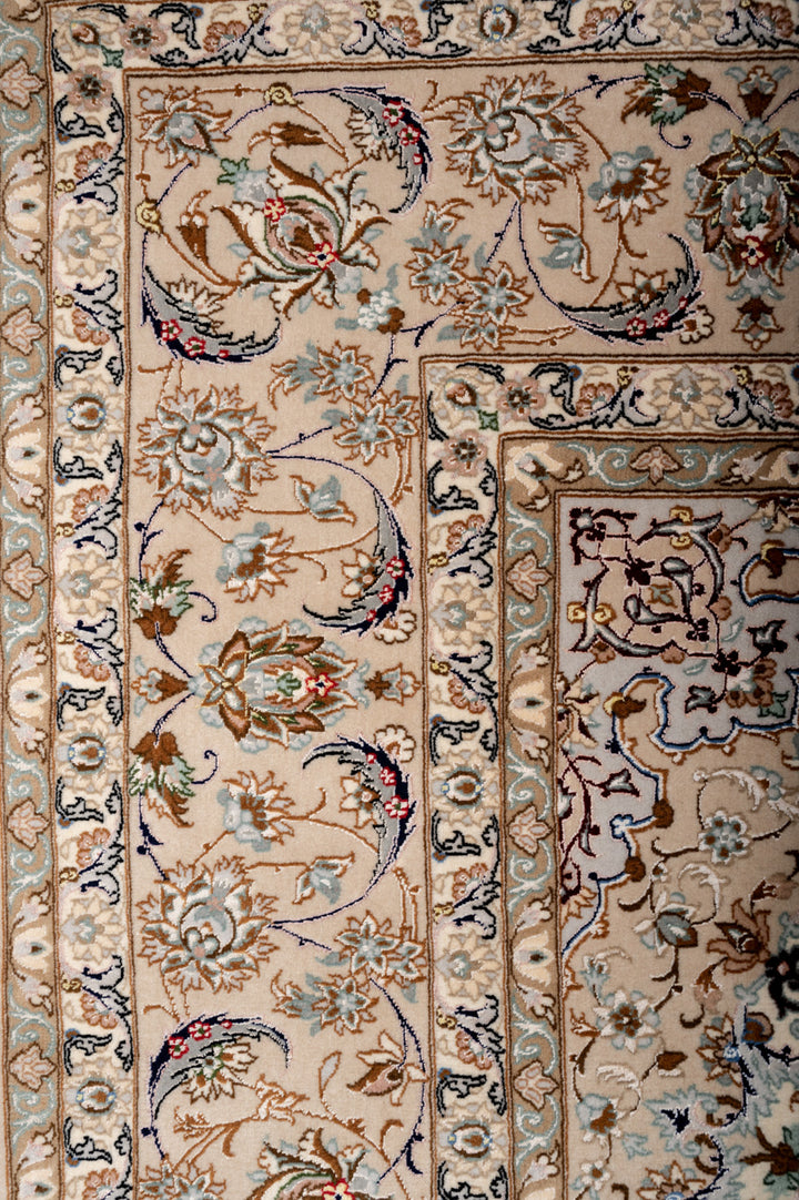 IRIS Signed Isfahan 305x202cm