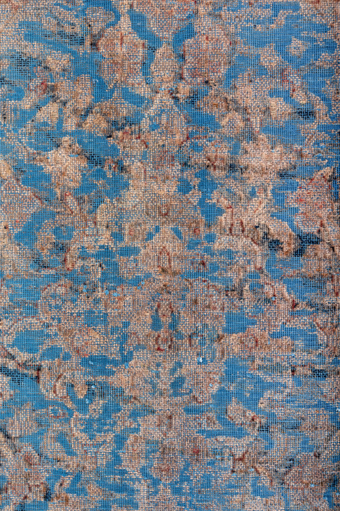APIRKA Overdyed 389x289cm