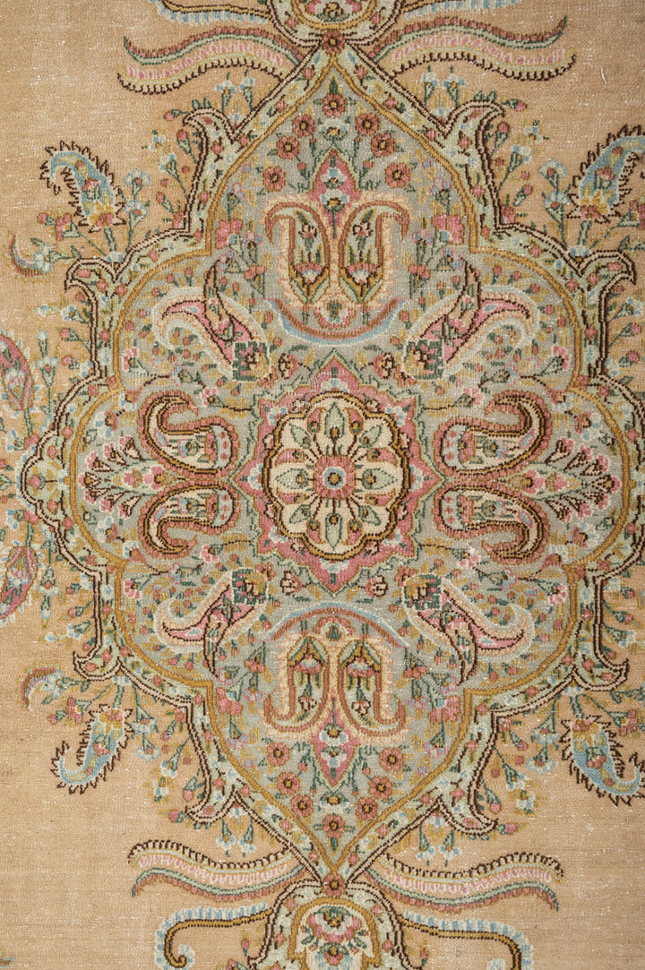 VANCE Vintage Distressed  Kerman 400x263cm