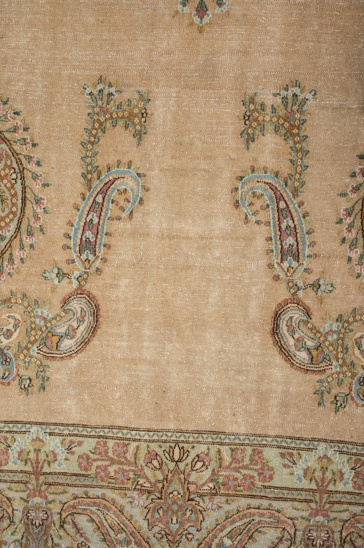 VANCE Vintage Distressed  Kerman 400x263cm