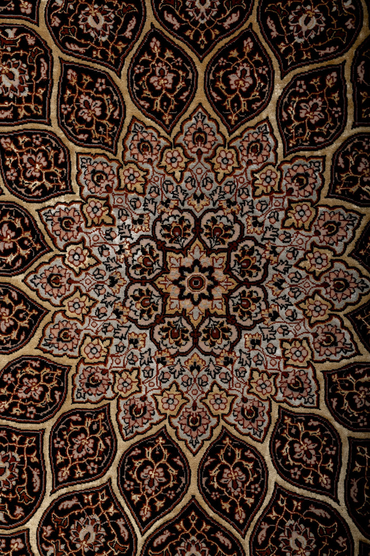 SOFIA Signed Isfahan 227x152cm