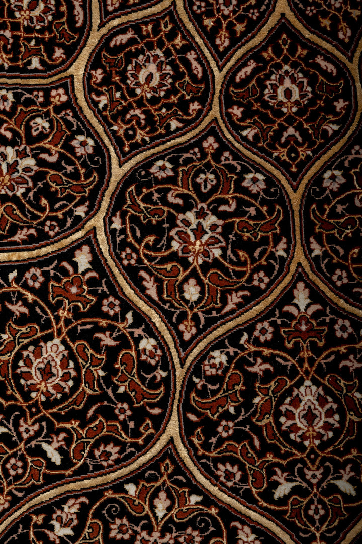 SOFIA Signed Isfahan 227x152cm