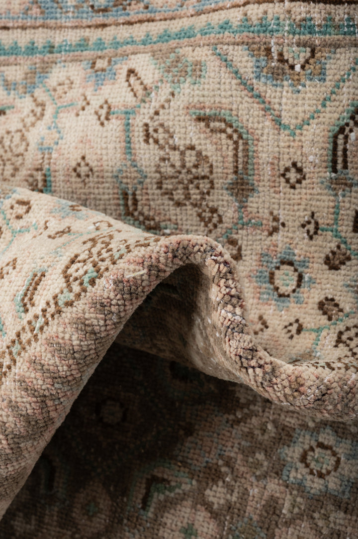 FLICK Vintage Distressed  Mahal 397x307cm