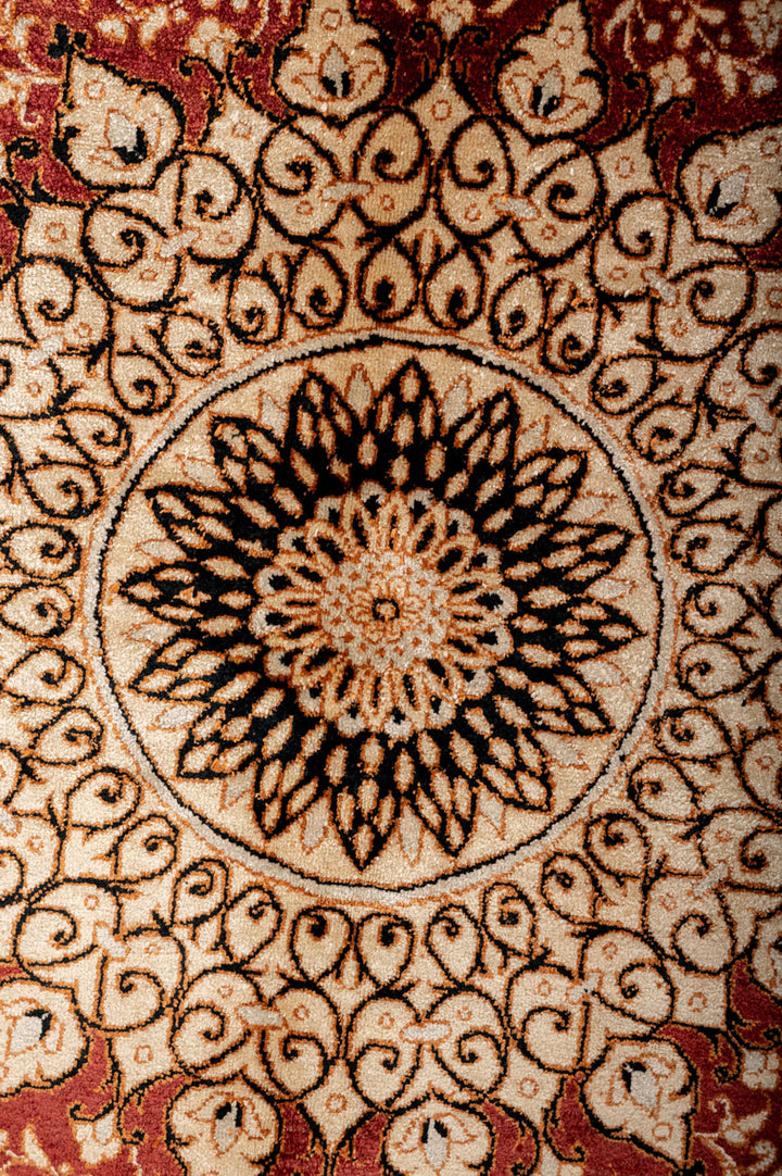 TROY Signed Qum Silk 197x130cm