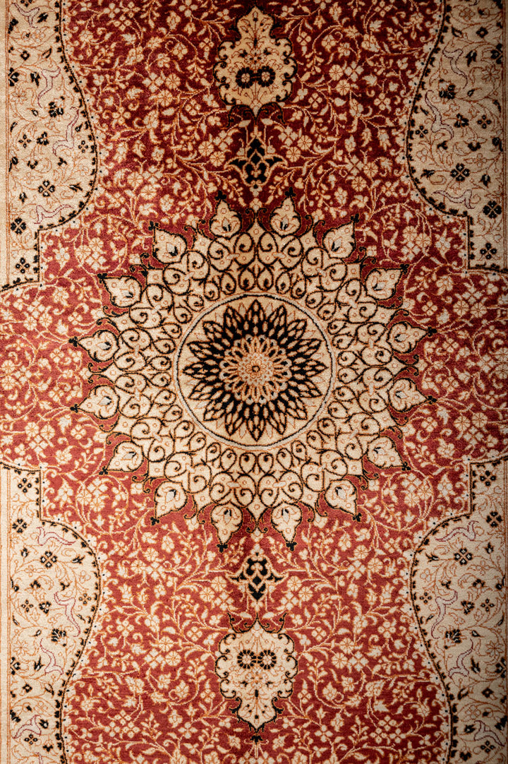 TROY Signed Qum Silk 197x130cm