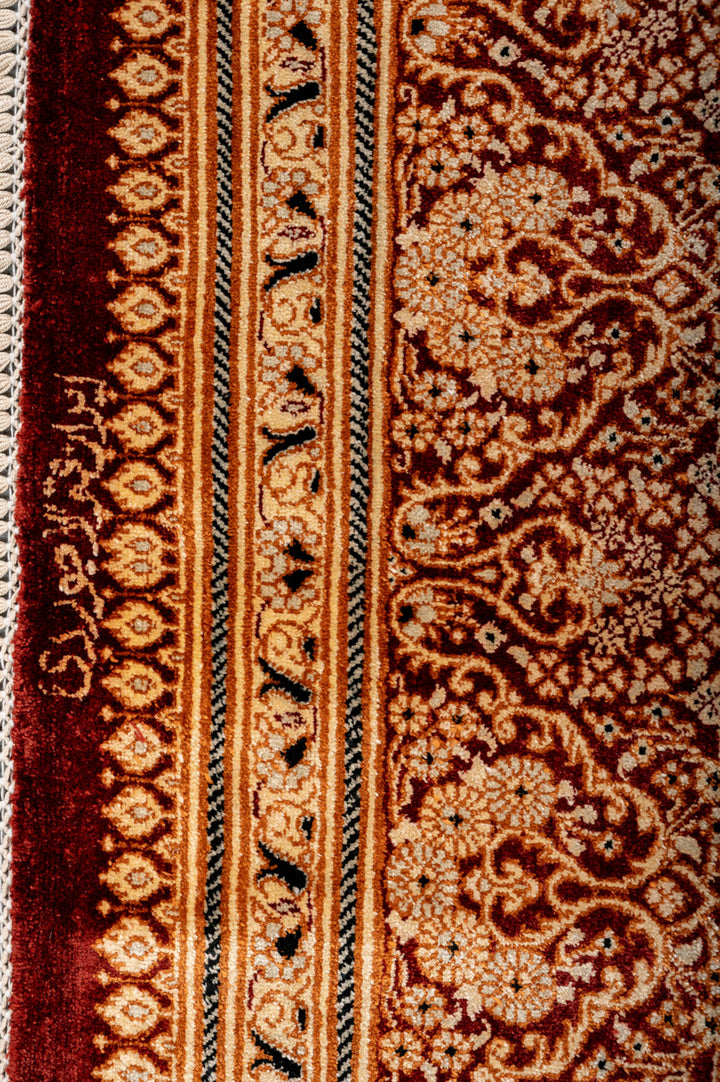 TROY Signed Qum Silk 197x130cm