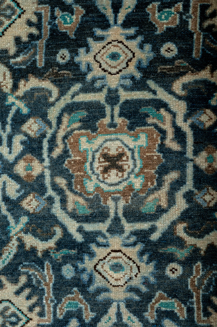 BANSI 2 Vintage Distressed Sarouk 399x108cm
