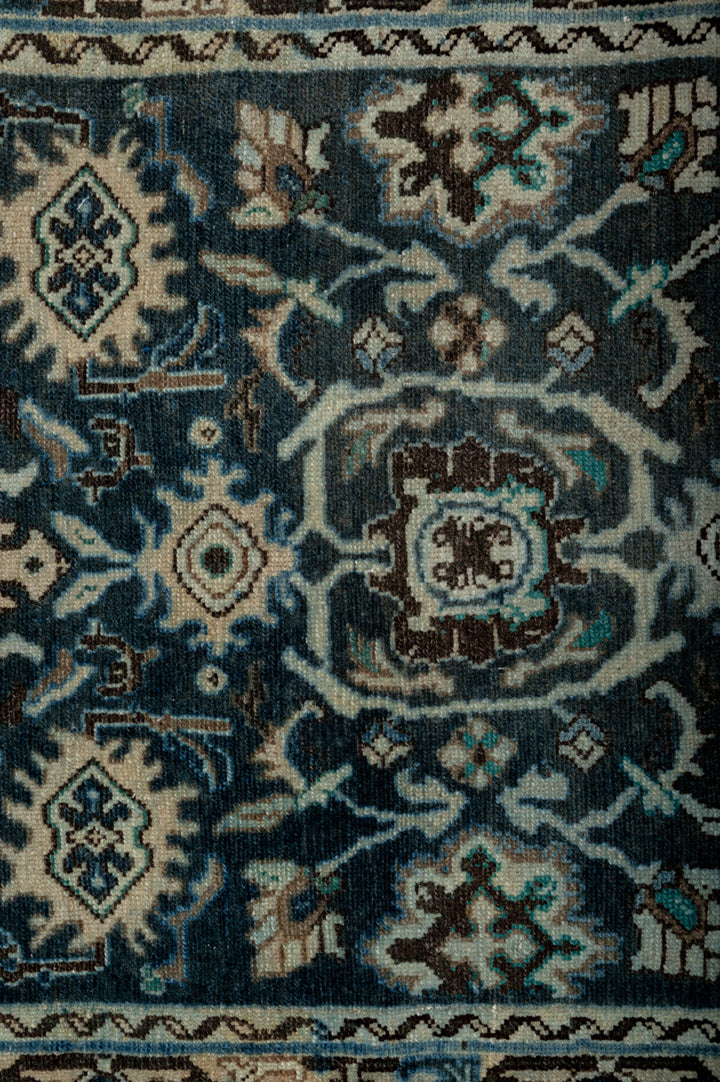 BANSI 2 Vintage Distressed Sarouk 399x108cm