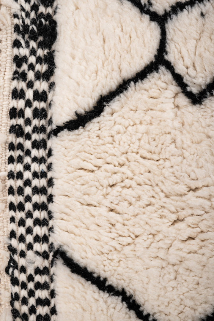 HUXLEY Moroccan Berber Beni Ourain 252x183cm