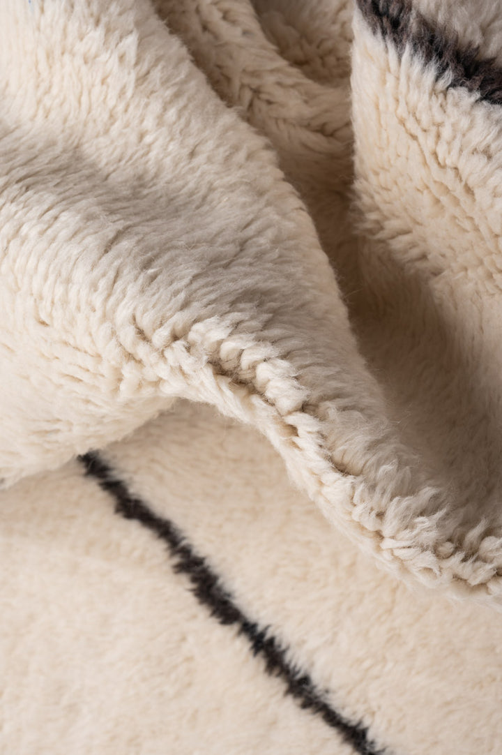 MATEO Moroccan Berber Beni Ourain 245x170cm