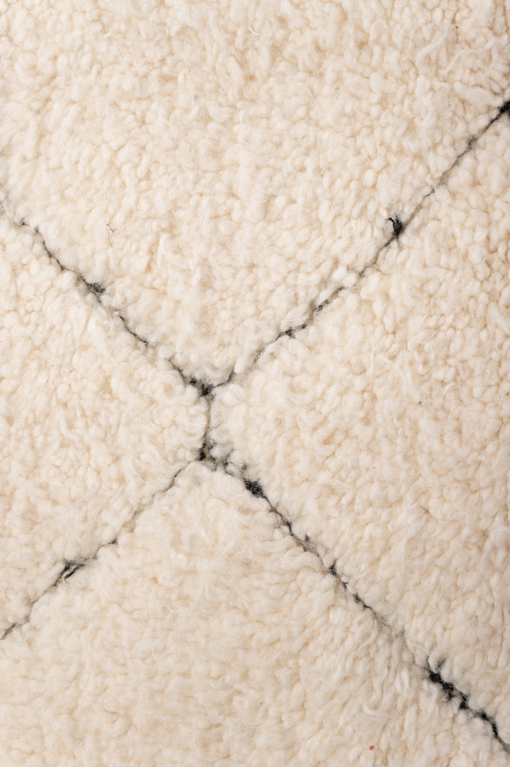 KAYLA Moroccan Berber Beni Ourain 167x105cm