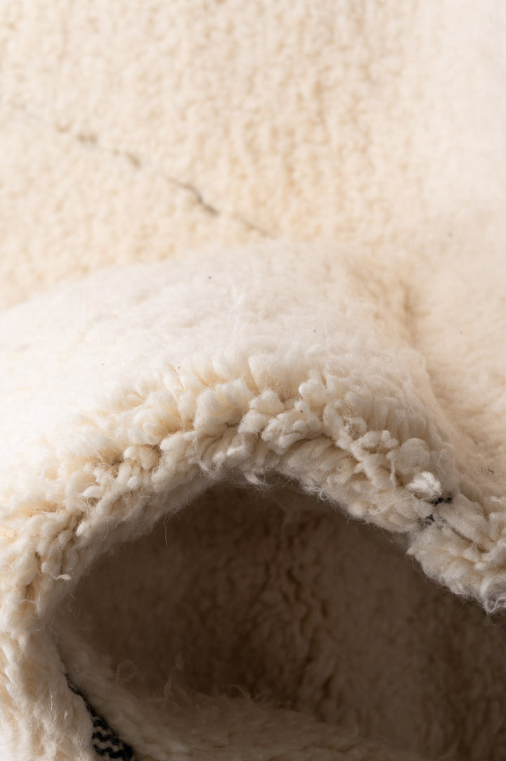KAYLA Moroccan Berber Beni Ourain 167x105cm