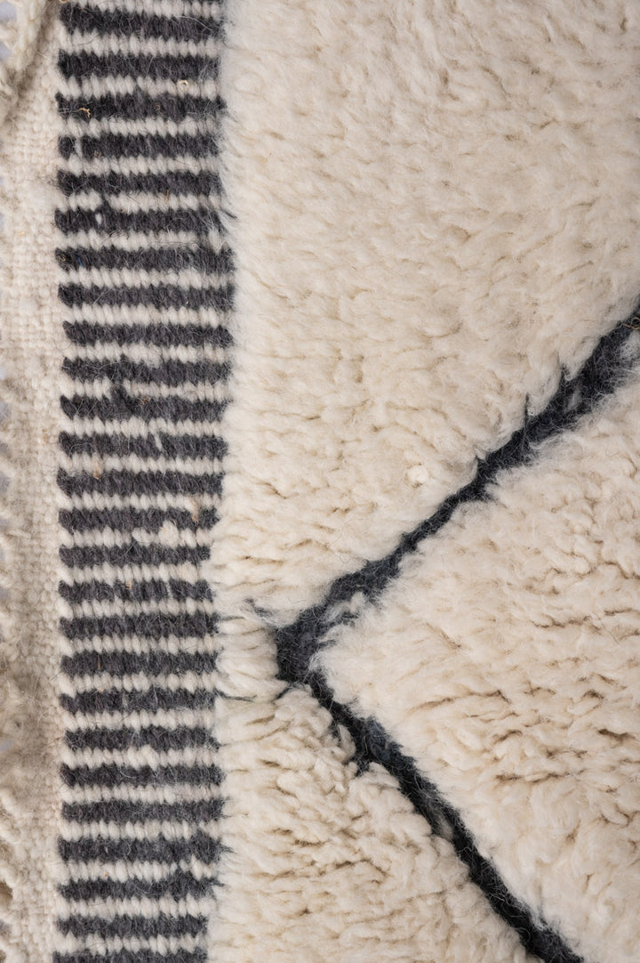 MORA Moroccan Berber Beni Ourain 250x170cm