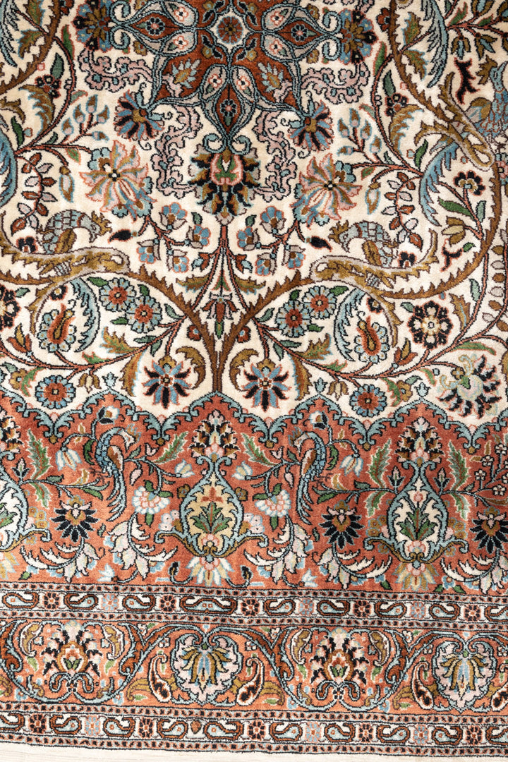 LUCIA Luxury Kashmir Silk 89x61cm
