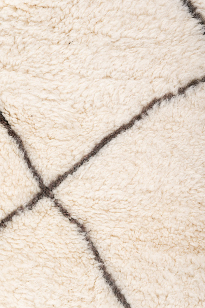 BRIELLE Moroccan Berber Beni Ourain 184x116cm