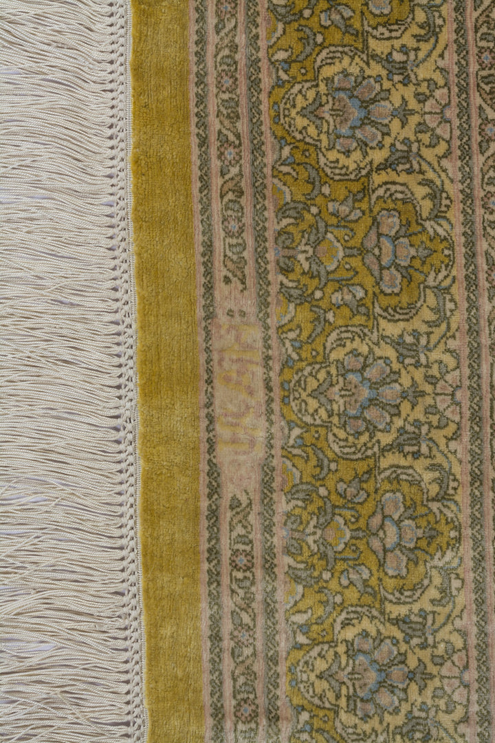 GOLDEN Signed Qum Silk 145x96cm