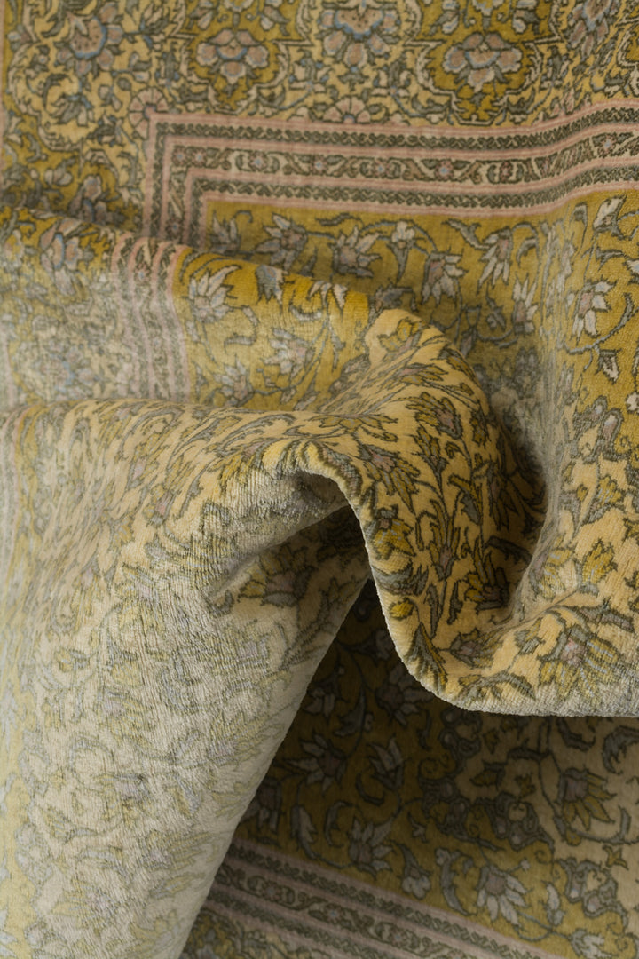 GOLDEN Signed Qum Silk 145x96cm