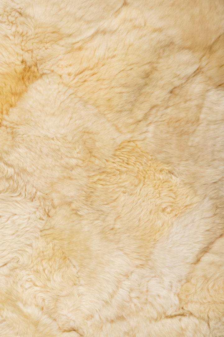 Roy Natural Sheepskin 180x120cm
