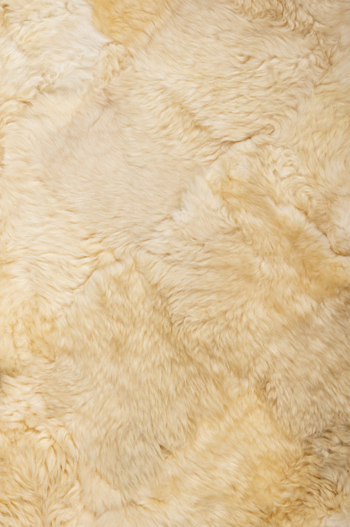 Roy Natural Sheepskin 180x120cm