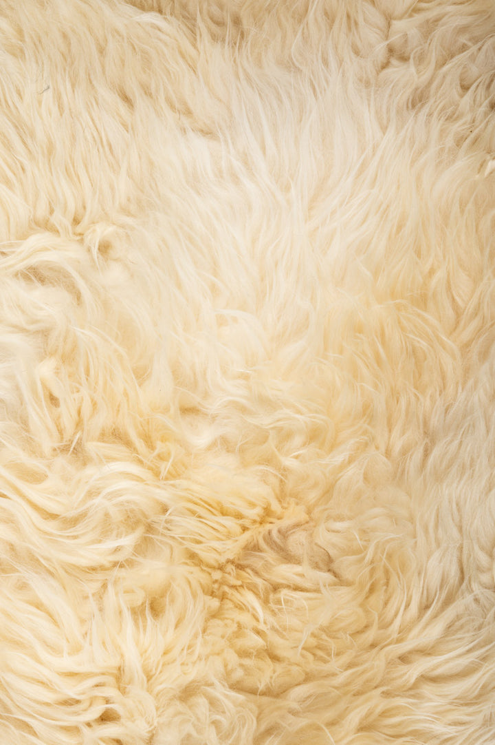 NESSA Natural Sheepskin 180x120cm
