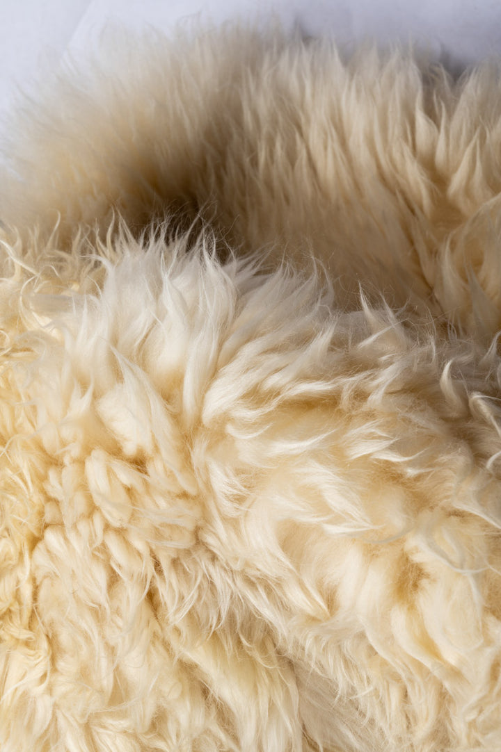 NESSA Natural Sheepskin 180x120cm