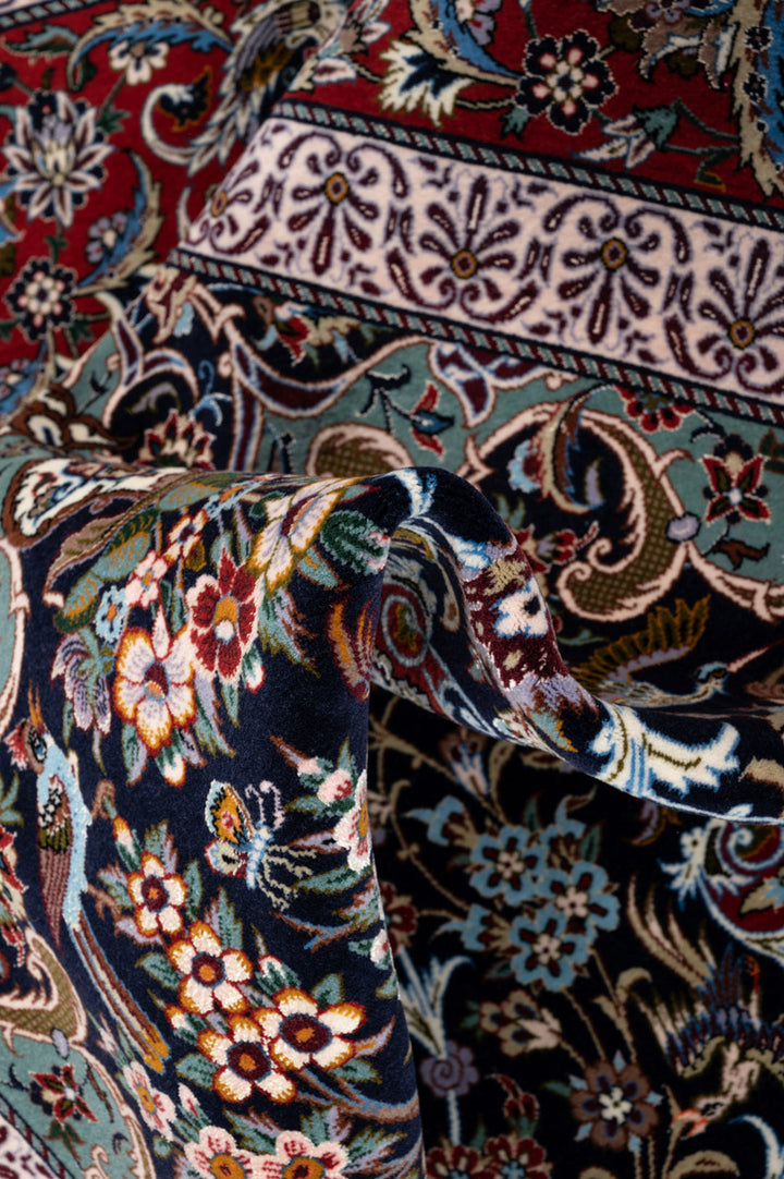 REO Signed Isfahan 235x160cm