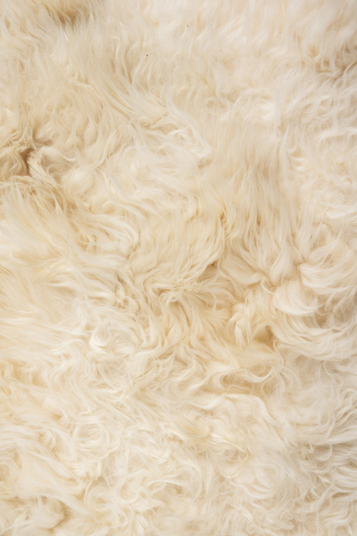 LEXI Natural Sheepskin 150x90cm