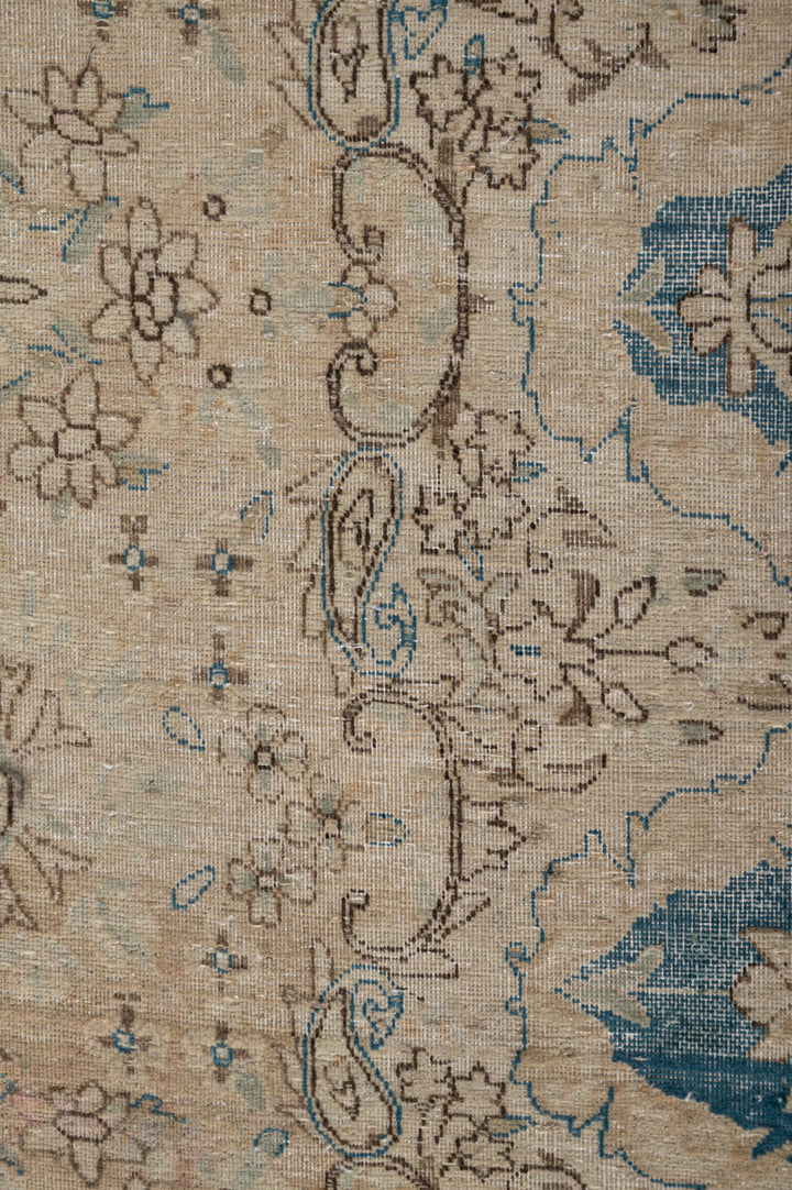 HAREL Vintage Distressed  Kerman 376x266cm