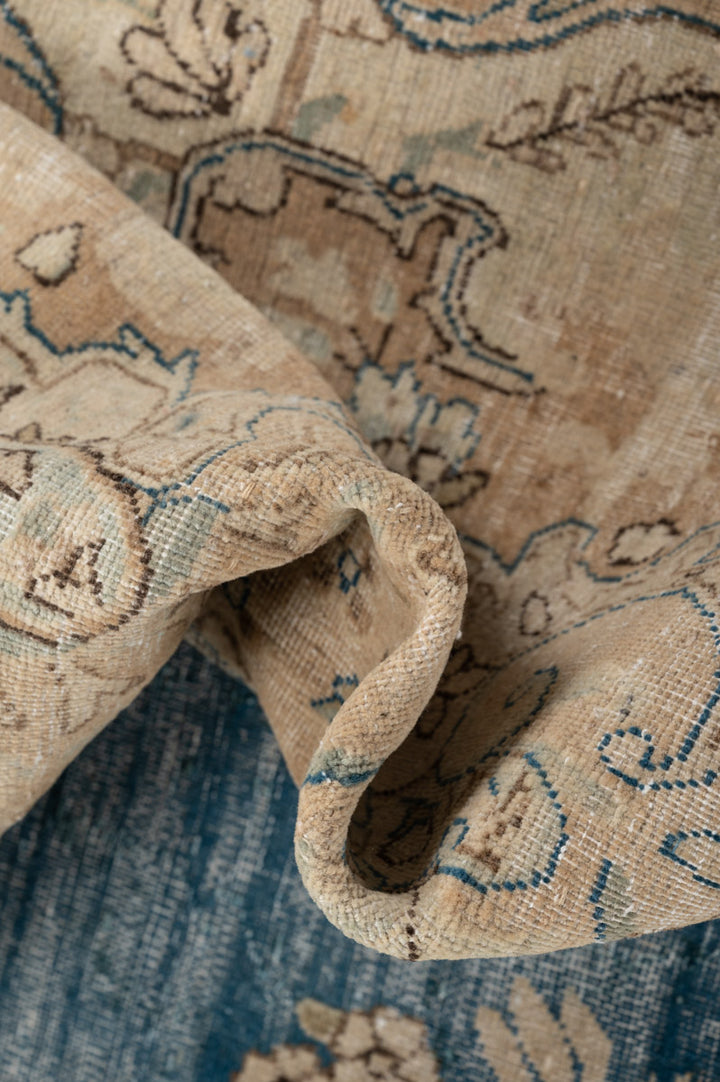 HAREL Vintage Distressed  Kerman 376x266cm