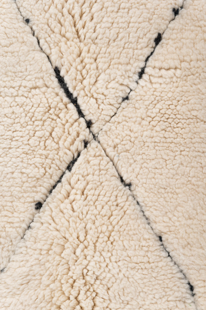 CARL Moroccan Berber Beni Ourain 290x198cm