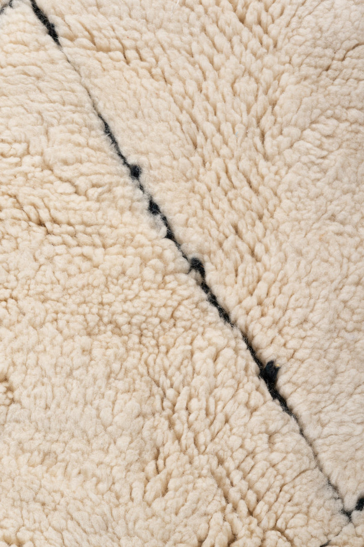 CARL Moroccan Berber Beni Ourain 290x198cm
