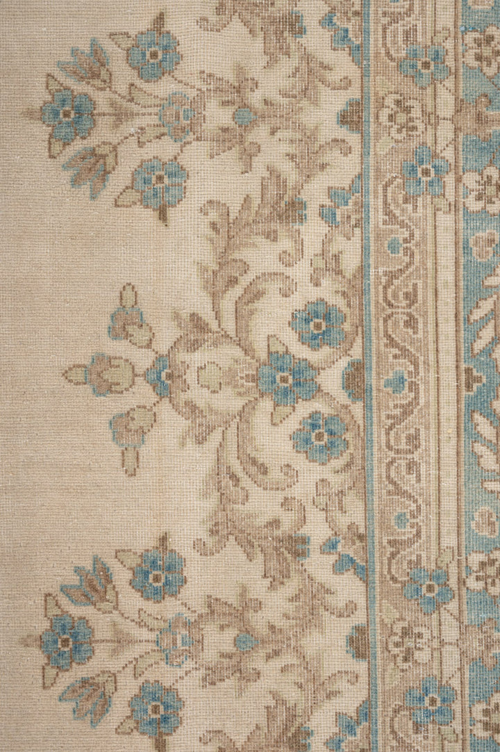 LAR Vintage Distressed  Kerman 361x265cm