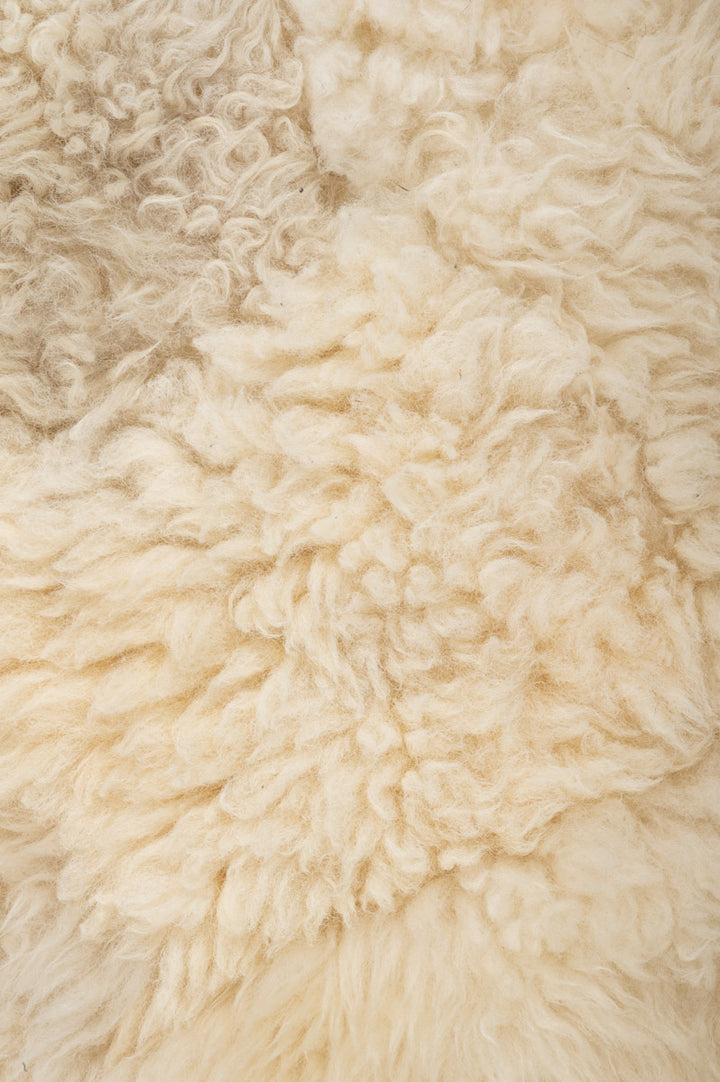 LYCHEE Natural Sheepskin 120x60cm