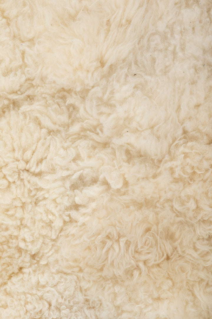 LYCHEE Natural Sheepskin 120x60cm