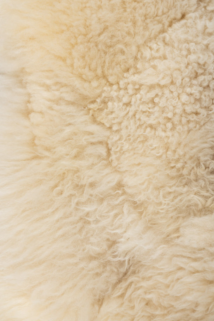 LYCHEE Natural Sheepskin 120x60cm