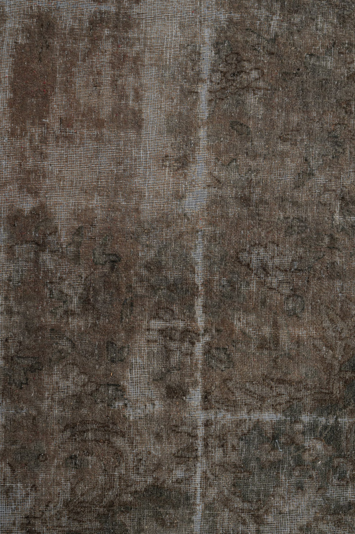 AVA Overdyed 651x397cm