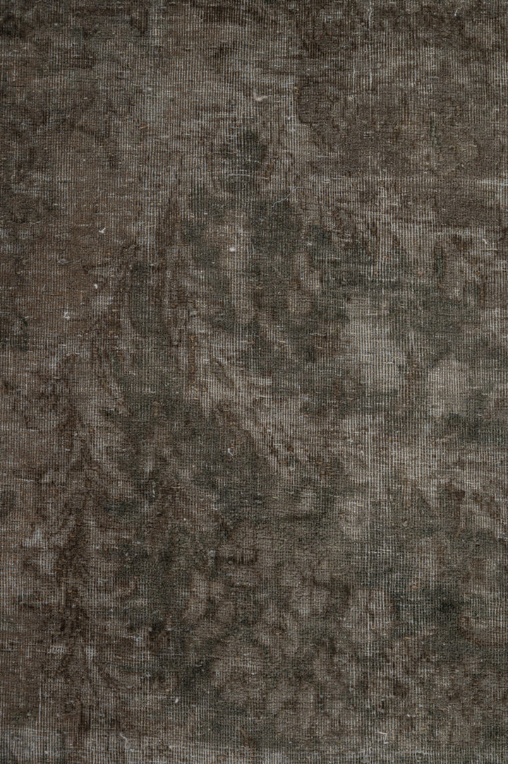 AVA Overdyed 651x397cm