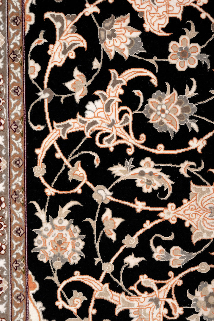 RULA Signed Isfahan 216x143cm