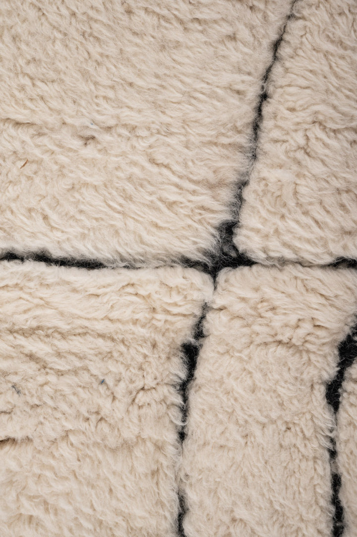 CAMI Moroccan Berber Beni Ourain 331x250cm